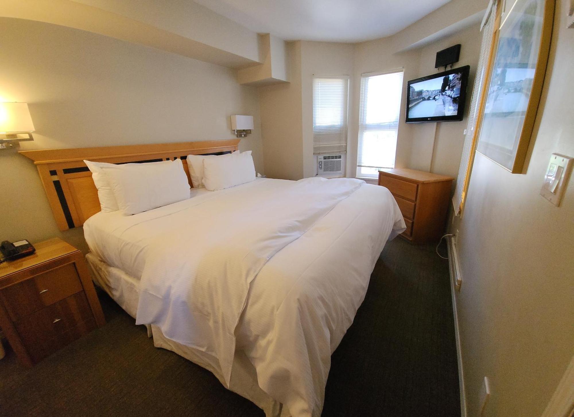 Times Square Suites Hotel Ванкувер Екстер'єр фото