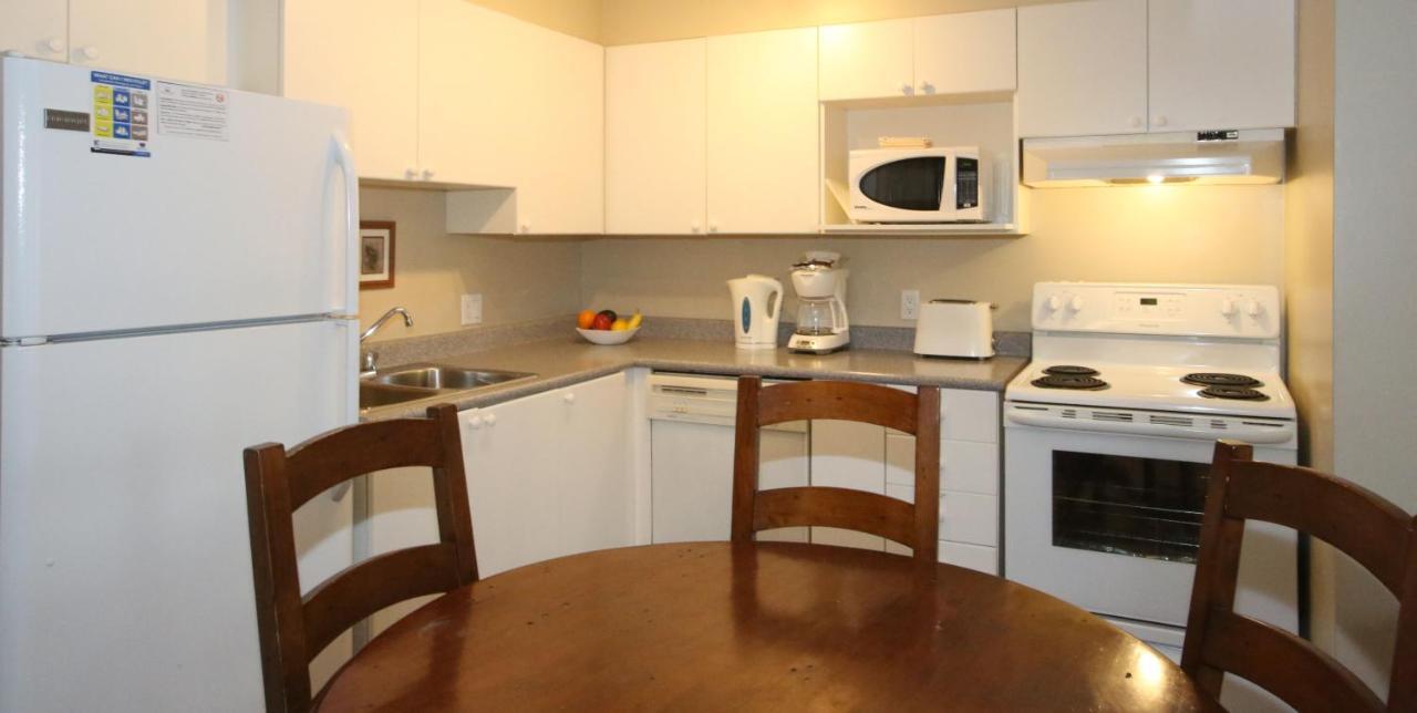 Times Square Suites Hotel Ванкувер Екстер'єр фото